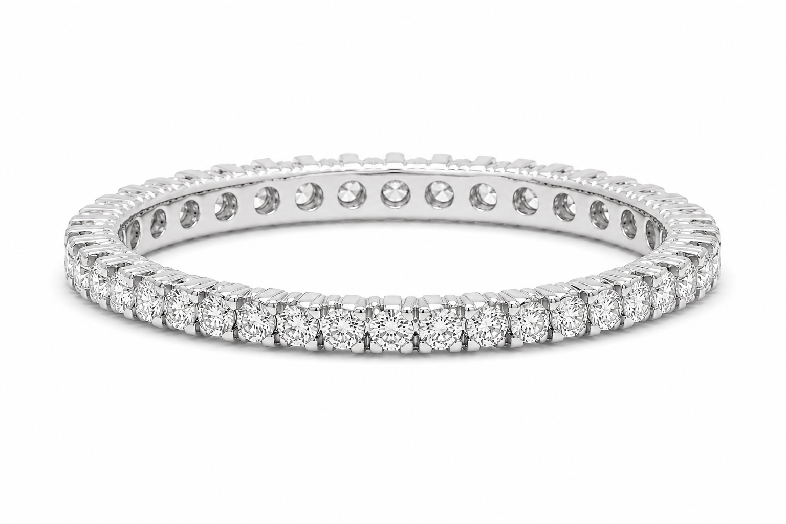 Alianza completa de diamantes talla brillante oro blanco