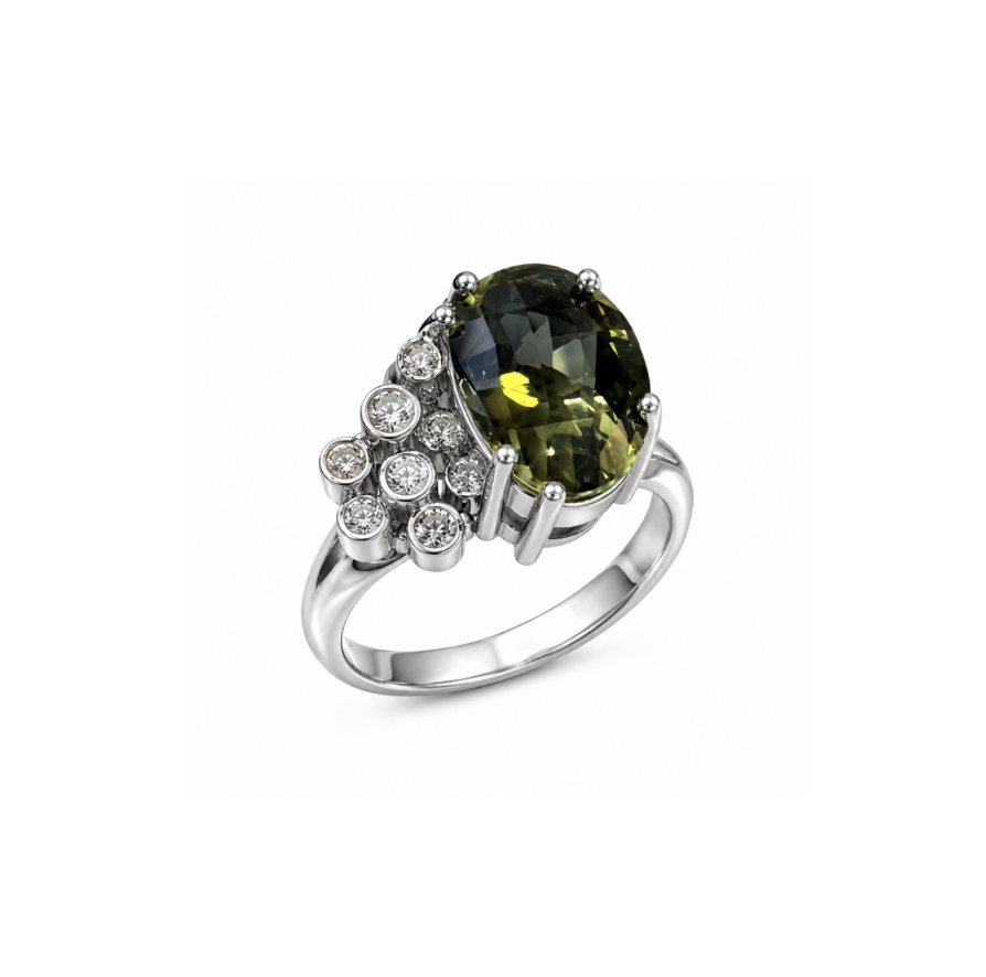 Anell de turmalina verda amb diamants en or blanc 18k